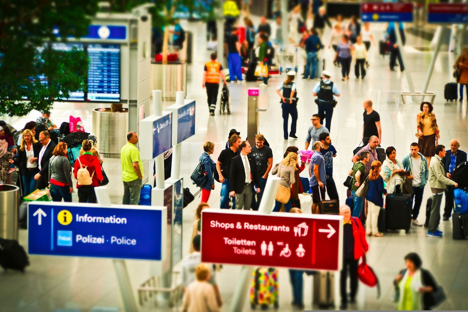 Picture of people in an airport